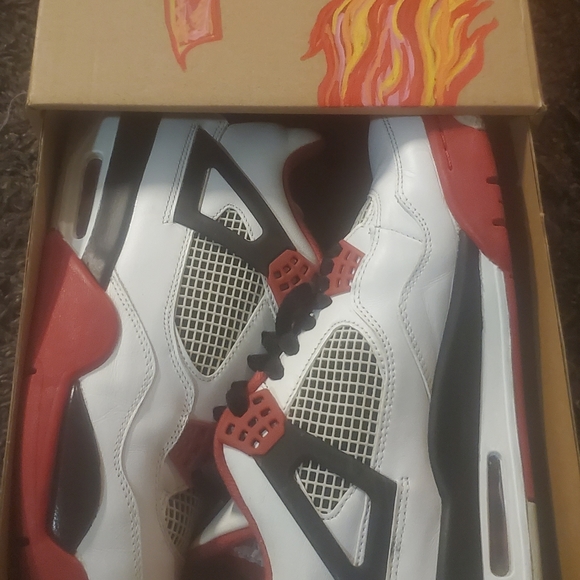 Jordan Retro 4 fire 🔥 mens size 10 - Picture 8 of 15